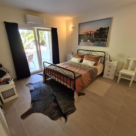 Quinta Omorka Suites Лагос Екстериор снимка
