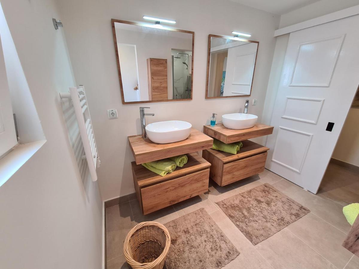 Quinta Omorka Suites Лагос Екстериор снимка